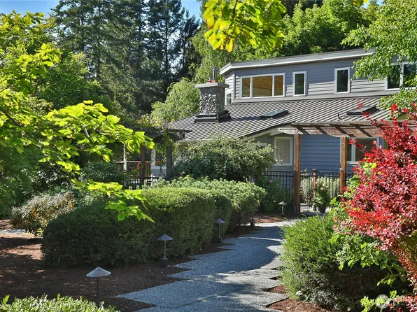 5697 Casper Court, Langley, WA 98260