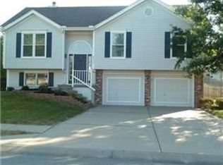 8924 NE 109th St, Kansas City, MO 64157