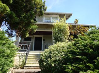 6040 48th Ave SW, Seattle, WA 98136