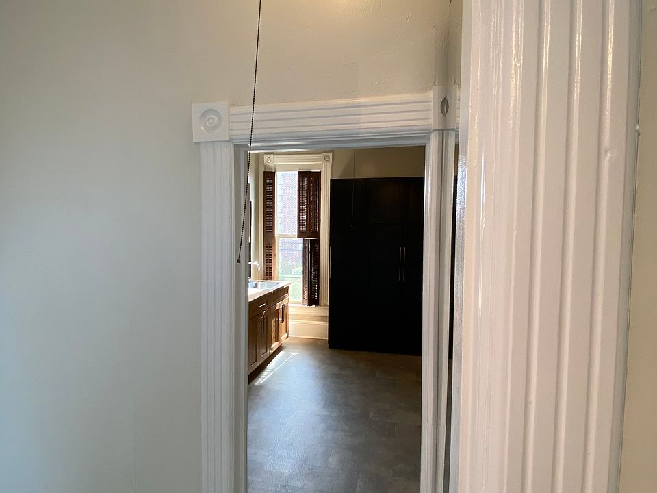 1st image of 320 N Yakima Ave APT 4