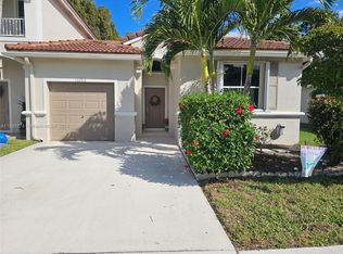 13205 NW 9th Ct, Pembroke Pines, FL 33028