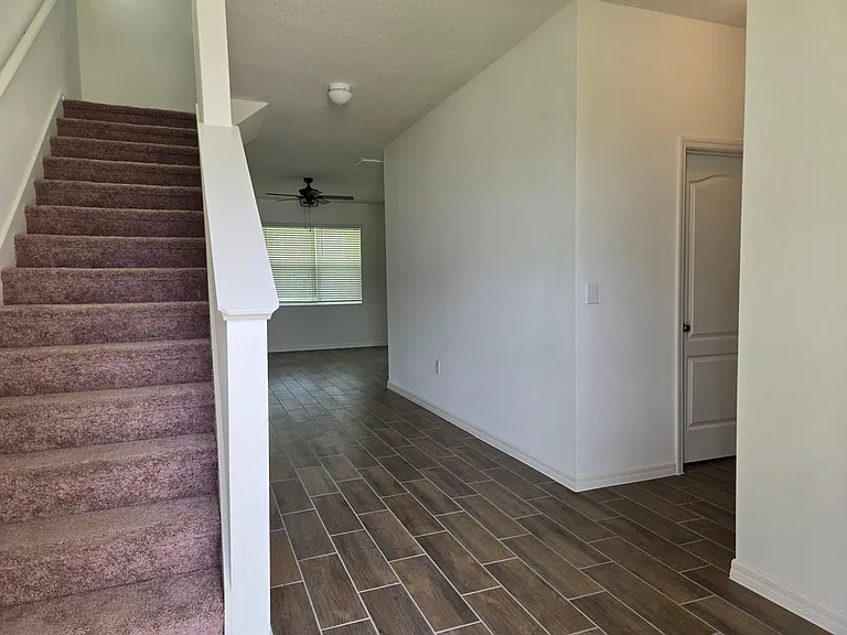 3064 Sanctuary Dr — Photo 3