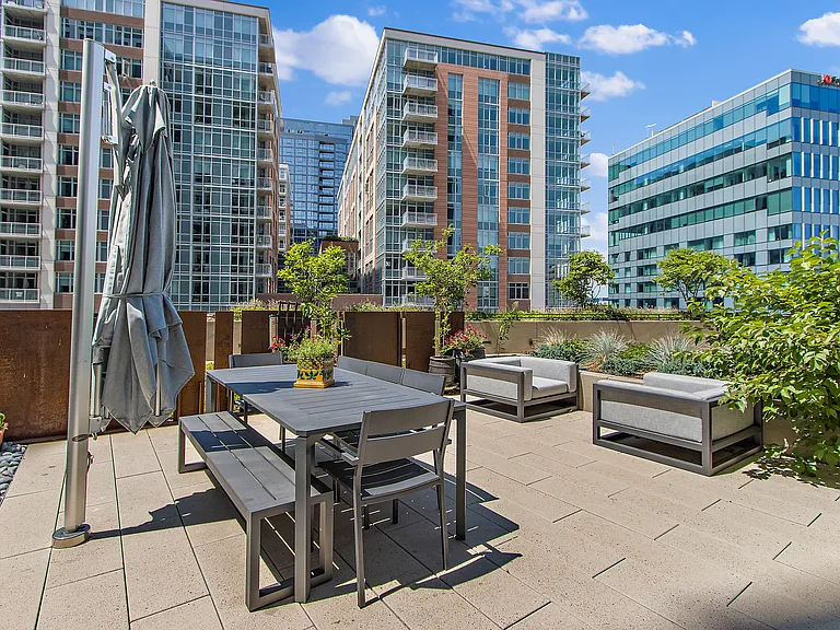 1750 Wewatta St #427 — Photo 7