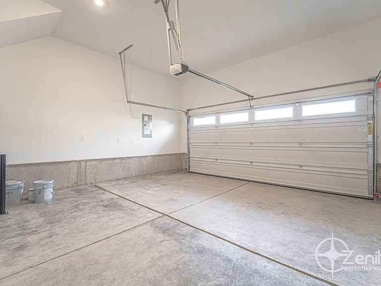 4261 S Cloverhill Way — Photo 12