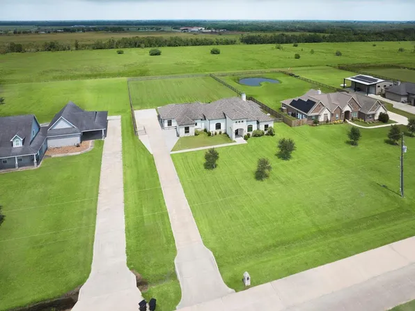 7911 Stratford Hall Dr, Rosharon, TX 77583