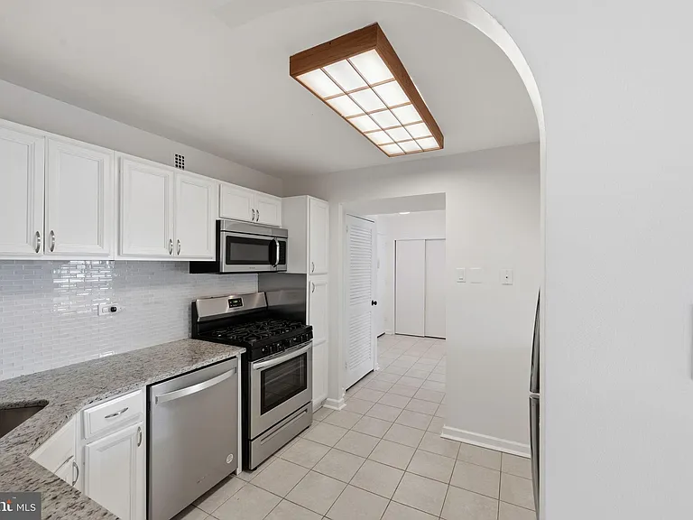 5340 Holmes Run Pkwy #704 — Photo 15