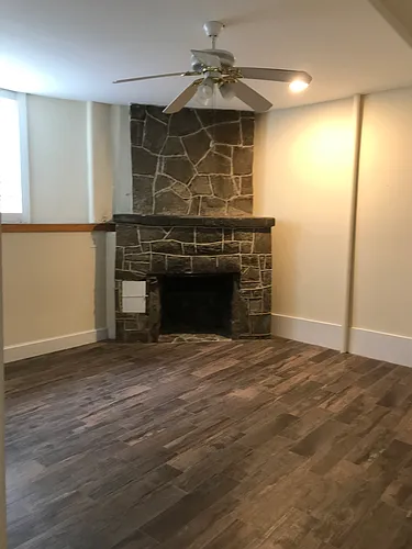 1049 Vance Ave NE Photo 1