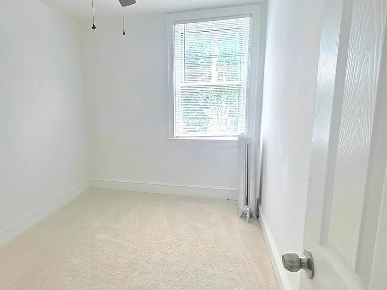 1108 E Stafford St — Photo 23