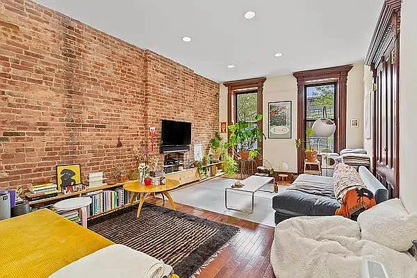 Rented by Corcoran | media 4