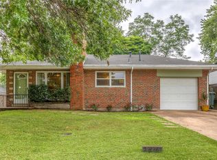 7427 Sharp Ave, Saint Louis, MO 63116