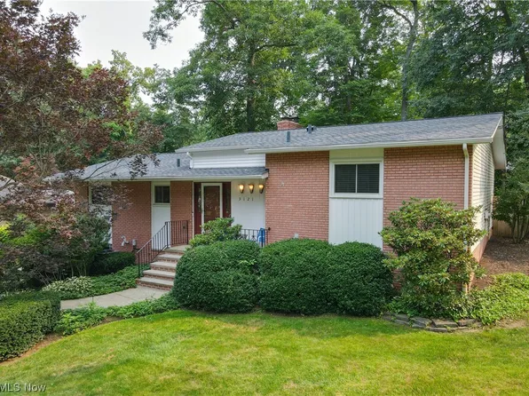 3121 Stanley Rd, Akron, OH 44333