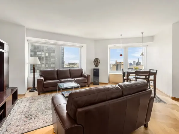 150 West 56th Street image 1 of 19