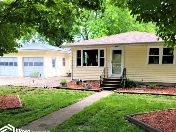 403 Maple St, Burt, IA 50522