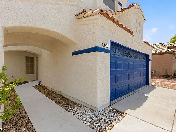 3rd image of 8233 Hydra Ln
