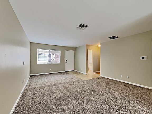 4th image of 20202 Cohasset St Unit 15