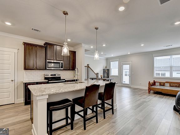 4th image of 94 Depot Landing Rd