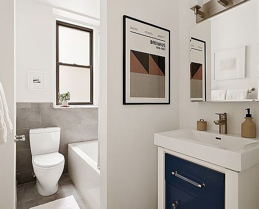 4th image of 255 W 84th St APT 1F