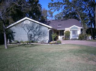 8703 Driftwood Dr, College Station, TX 77845