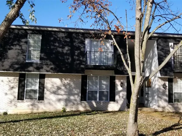 513 Monroe St APT 7, Pacific, MO 63069