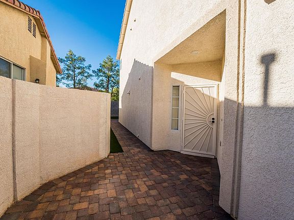 5th image of 7620 Vista Hills Dr