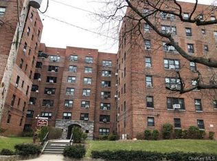 30 Ehrbar Ave APT 209, Mount Vernon, NY 10552
