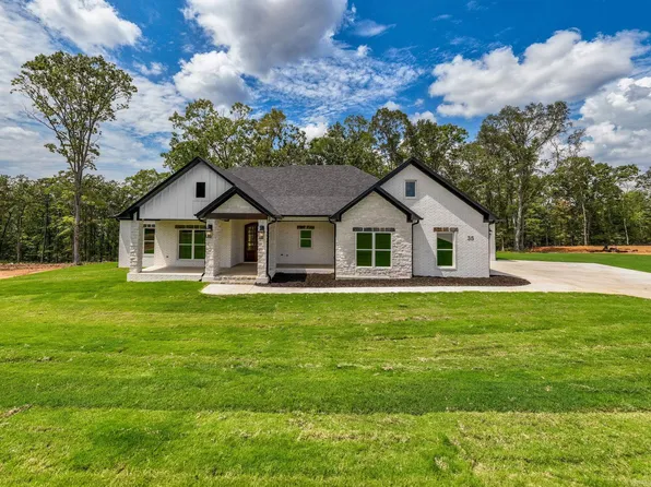 35 Elrod Dr, Greers Ferry, AR 72067