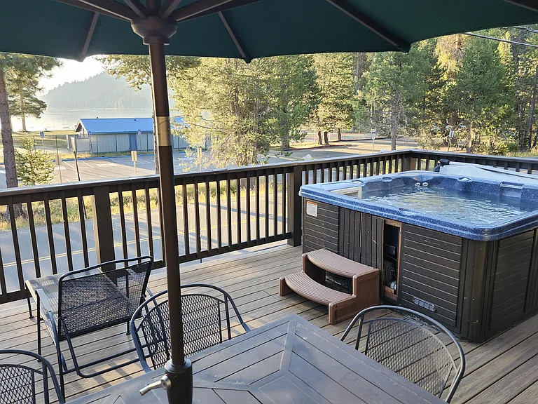 Amazing lake views from the Hot Tub and tables on deck.