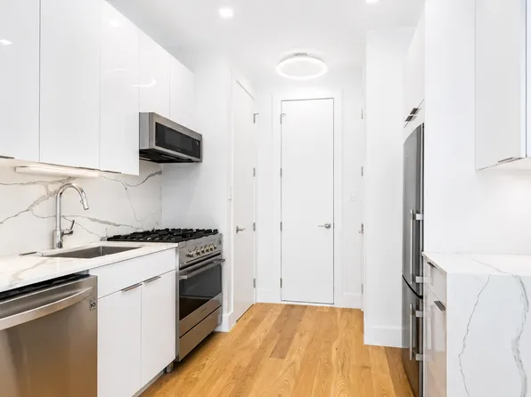 90 Atlantic Avenue image 1 of 5