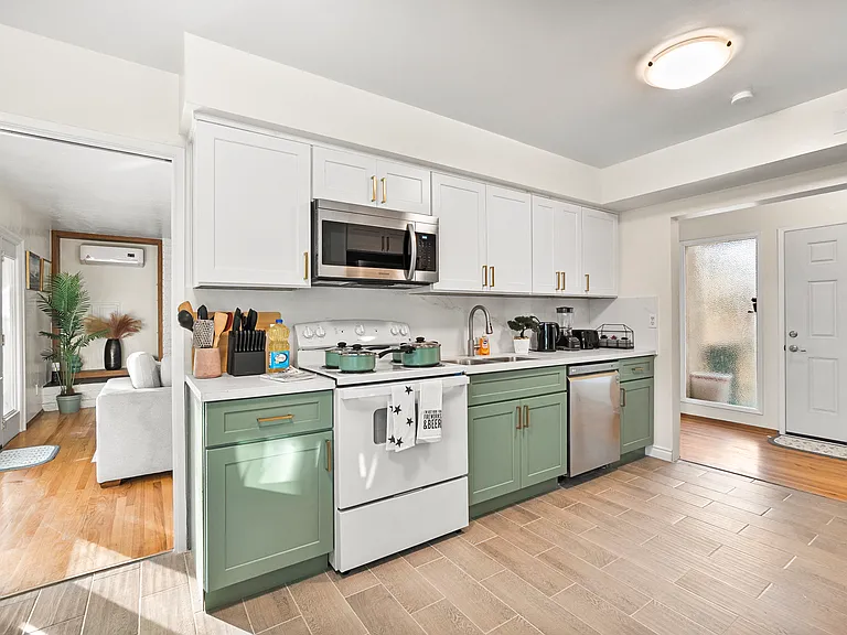 Our fully stocked kitchen has everything you need for culinary adventures.
