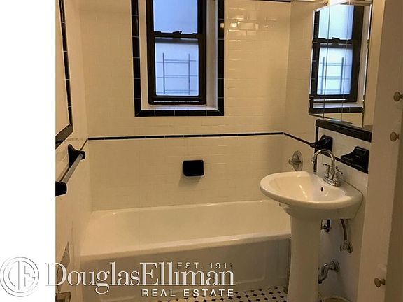5th image of 125 Hawthorne St APT 5A
