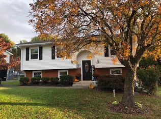 923 Page St, Salem, VA 24153