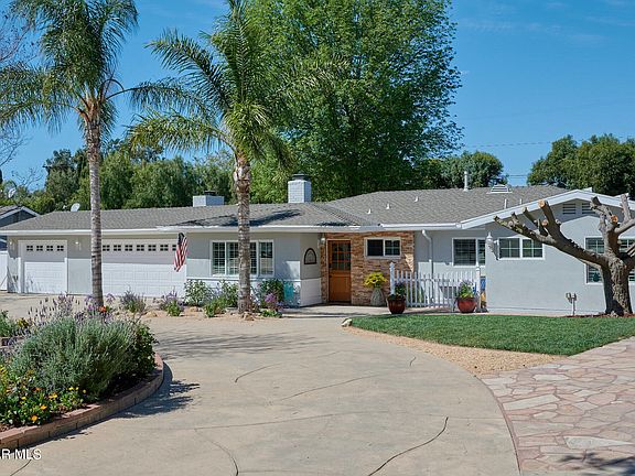3rd image of 1069 Waverly Heights Dr