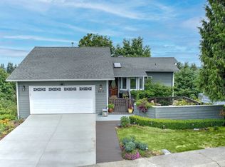 4211 136th Pl SE, Bellevue, WA 98006