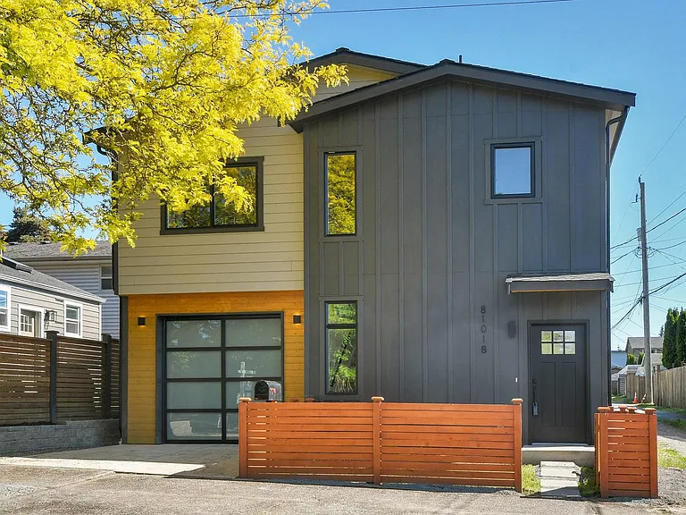 8101 15th Ave SW #B — Photo 1