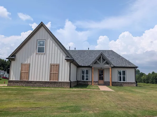 85 Highland Park Cv, Oakland, TN 38060