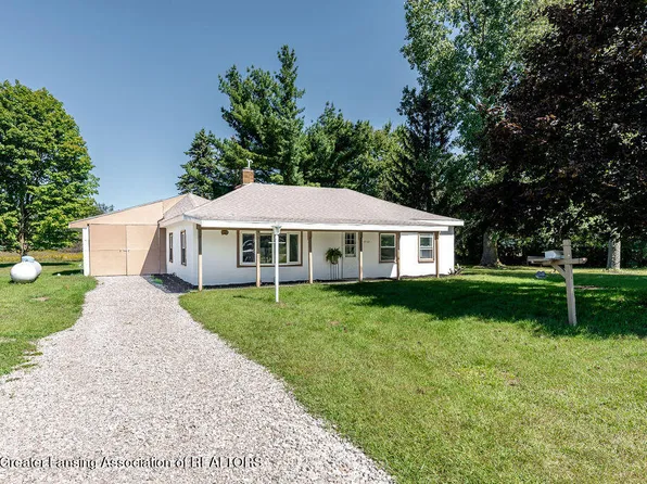 5958 W Plains Rd, Eaton Rapids, MI 48827