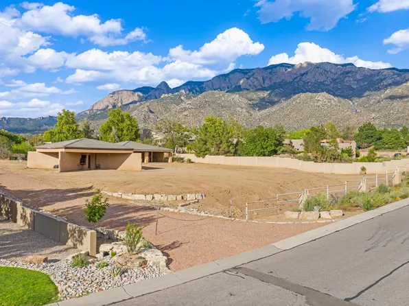 12501 Wilshire Ave NE, Albuquerque, NM 87122