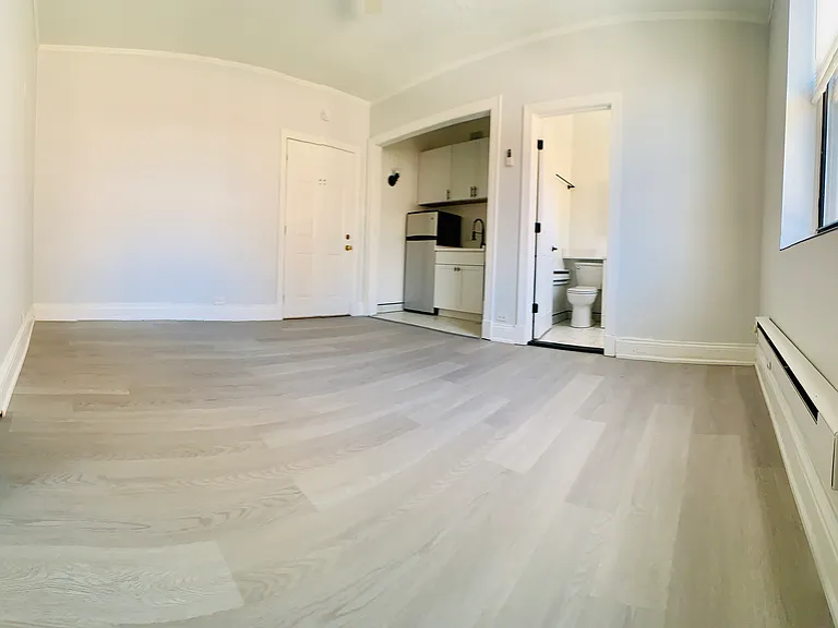 ANGELUS APARTMENTS — Photo 34