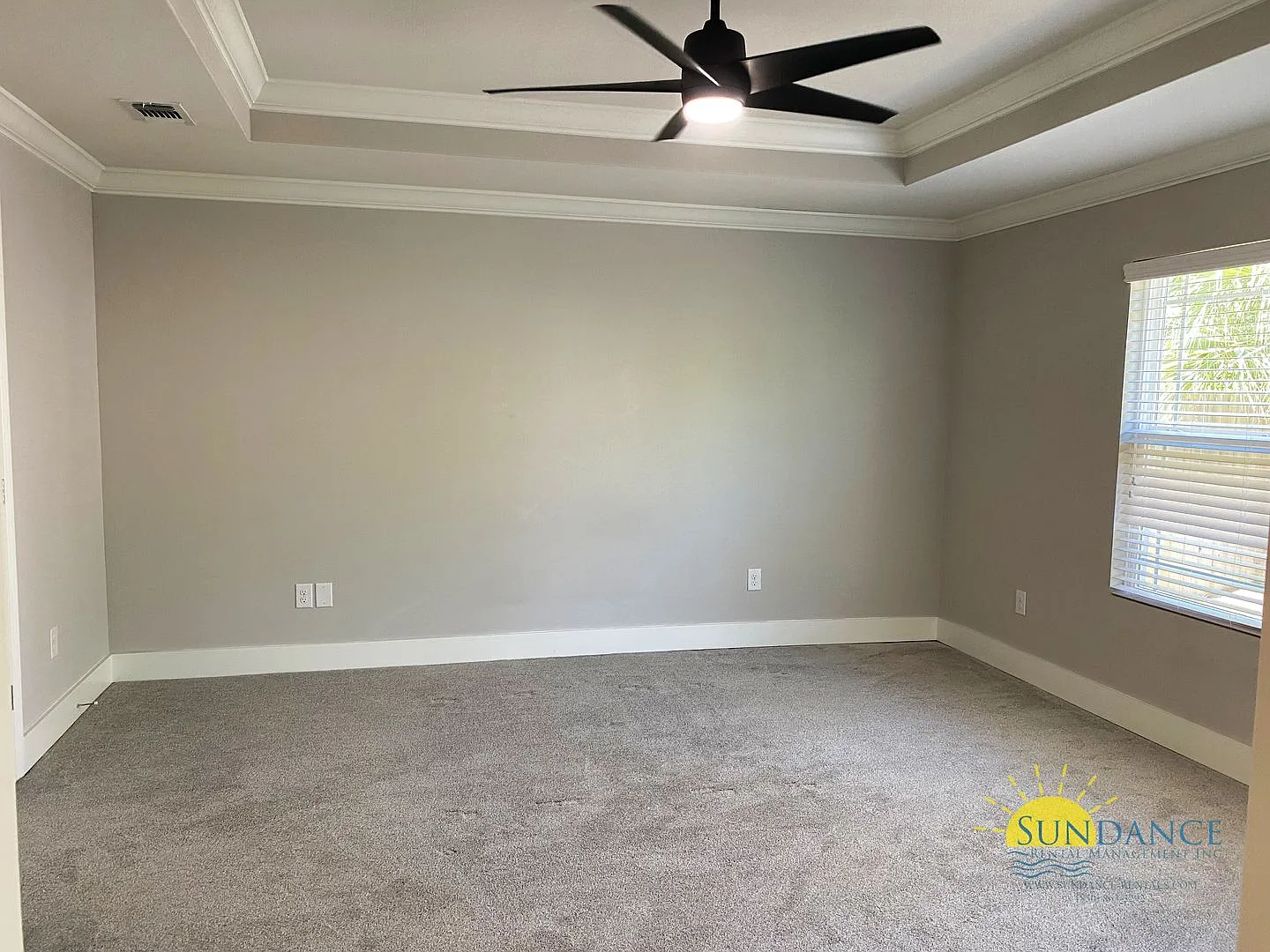 Stunning 3 Bedroom Home in Navarre — Photo 4