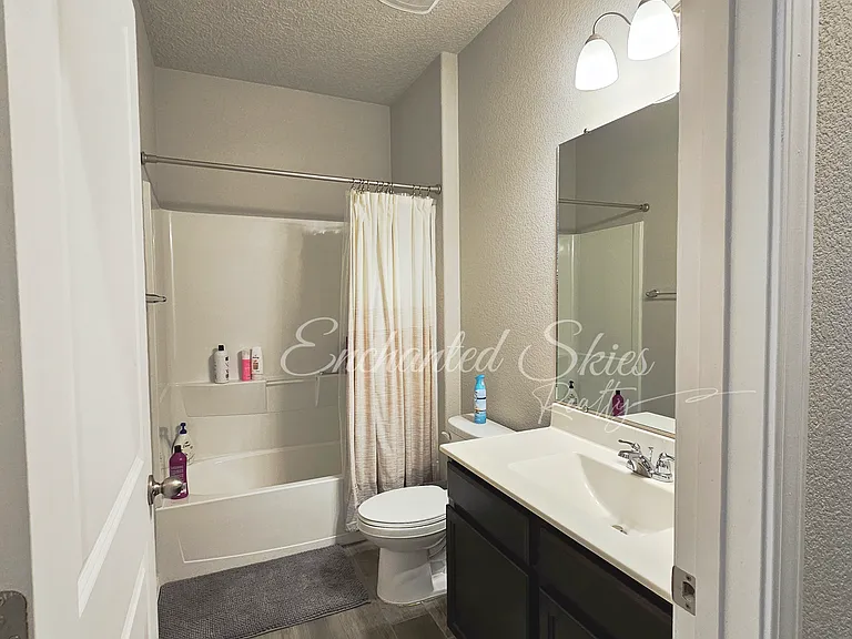 3212 Berkshire Rd NE — Photo 23