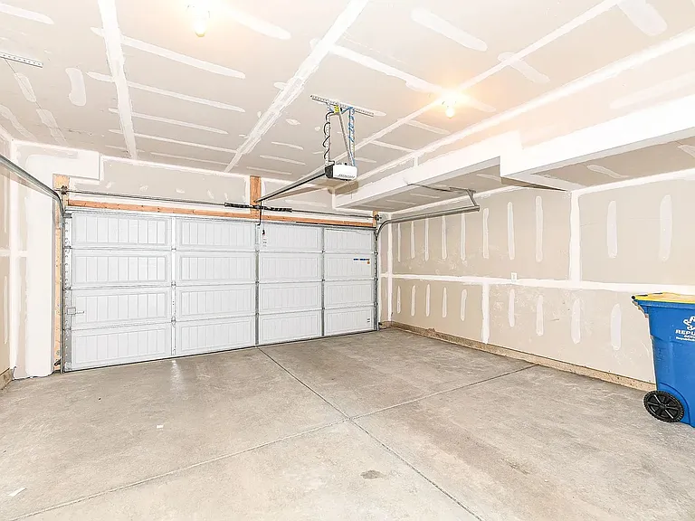 14567 Brecon Ln — Photo 29