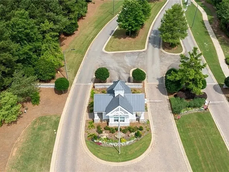 610 Larch Looper Dr — Photo 27