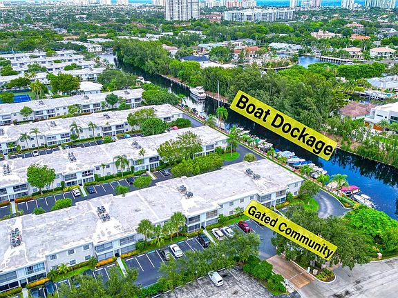 4th image of 6459 Bay Club Drive #2