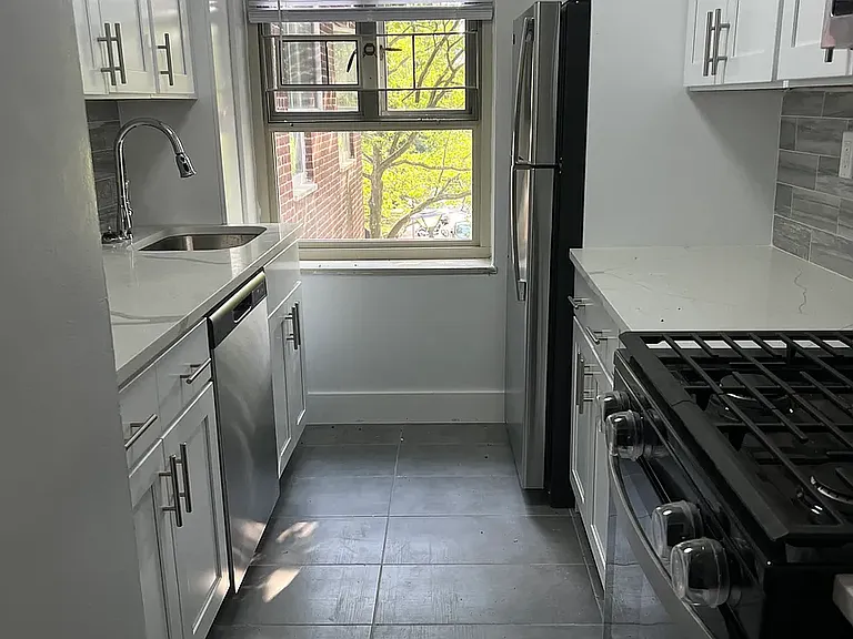 67-06 197th St #1C — Photo 1