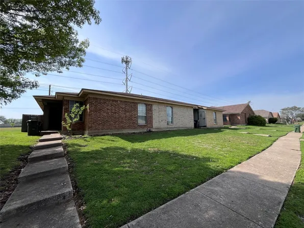 2832 Sherry St, Arlington, TX 76014