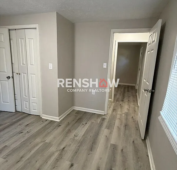 68 Royal Oaks Pl — Photo 17