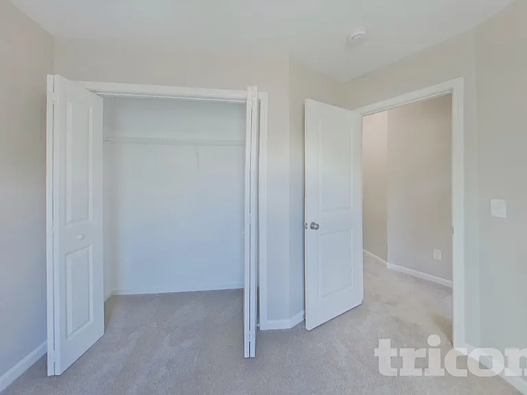 423 Lanyard Ln — Photo 12