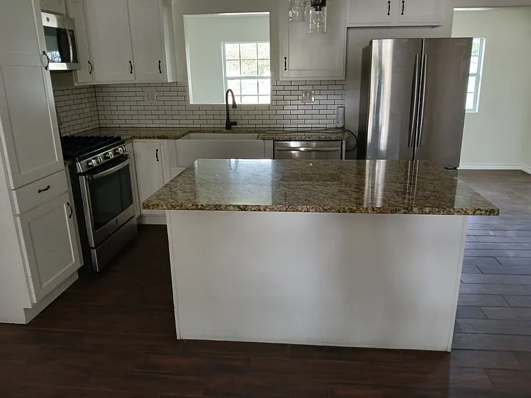 8414 Republic Dr — Photo 4