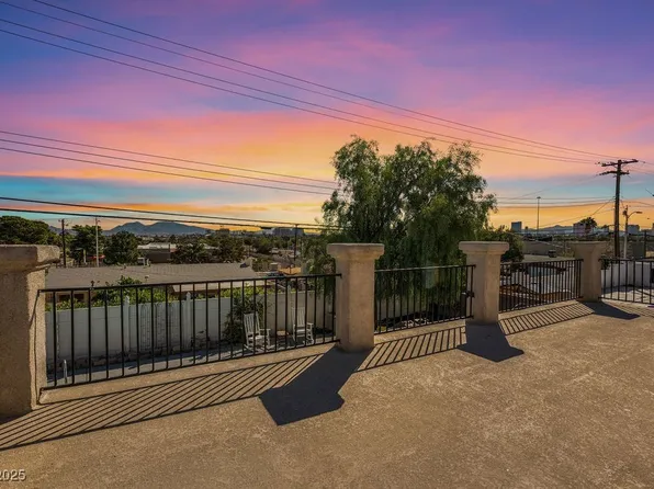 604 Pioneer St, Las Vegas, NV 89107