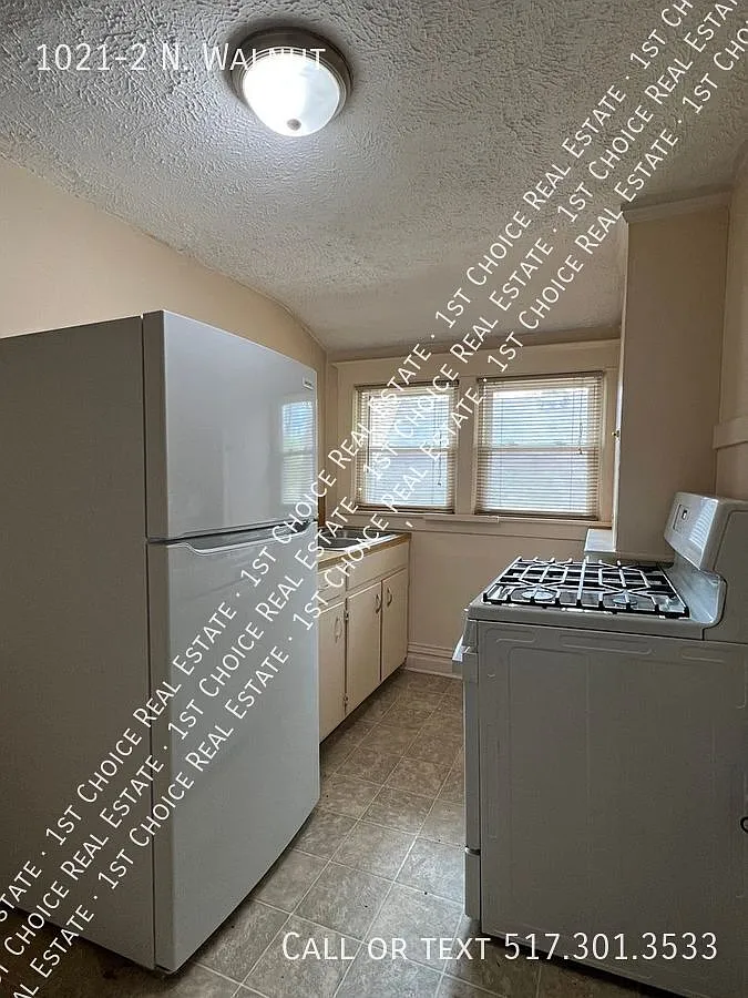 Free Heat - 1-Bdr 1-Bth Apt Near Lcc/Cooley — Photo 2
